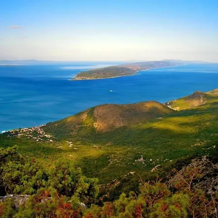 Kapetan In Srida Sela Mit Panoramablick By Interhome Zaostrog